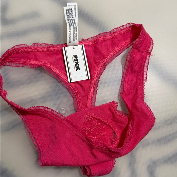 🩷PINK Victoria's Secret Heart Embroidered Panties - Pink hot stuff ❤️‍🔥 - Picture 4 of 5